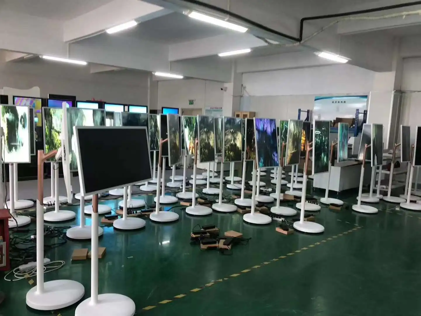 Touch Screen 32 Inch Portable  - đánh giá và giá Yoga Fitness Videos Free