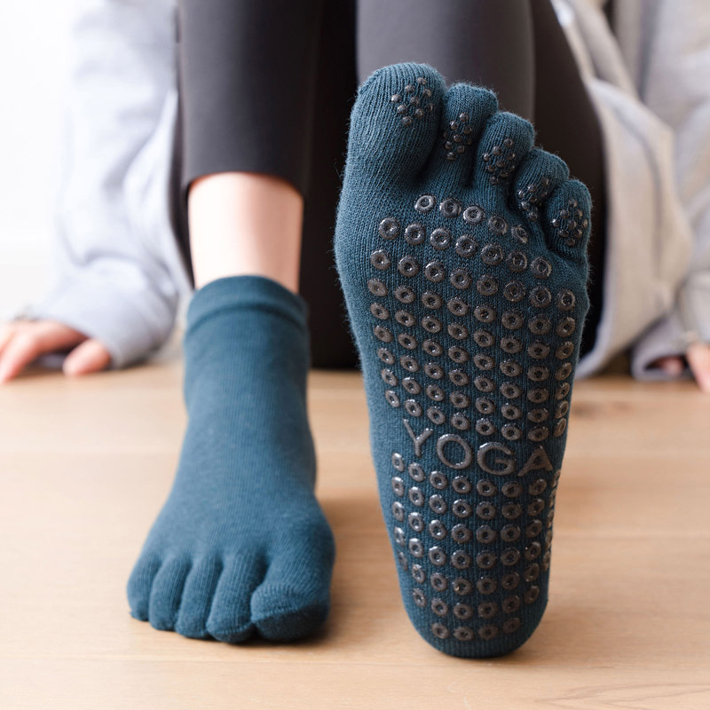 Anti-Slip Women Pilates Socks  - đánh giá và giá Yoga Dance & Fitness Center Llc