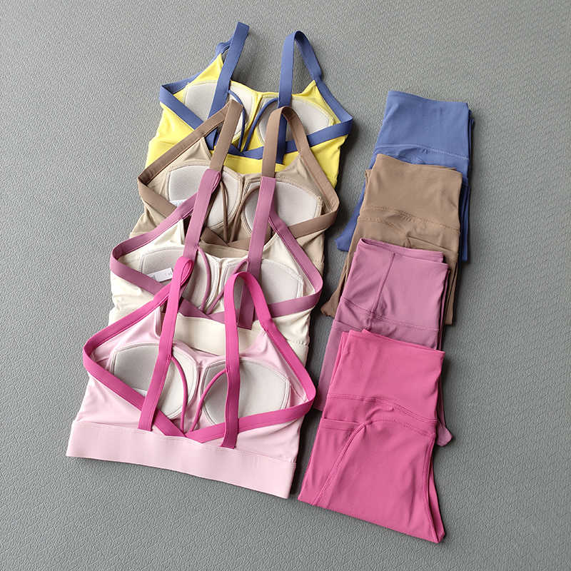 Yoga set, high-intensity yoga  - đánh giá và giá Yoga In Fitness