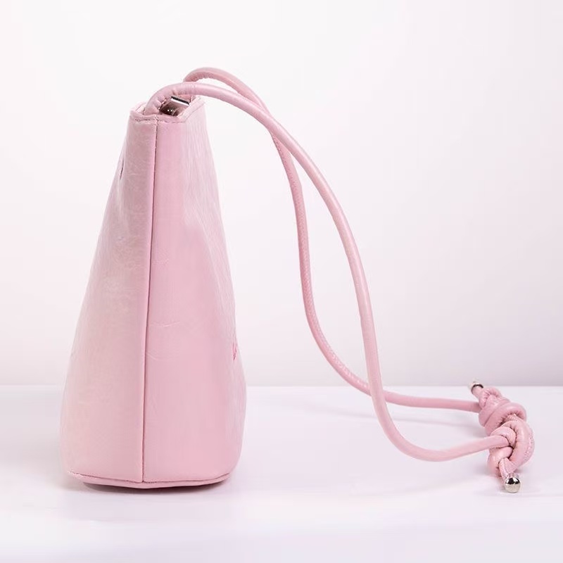 Hello Kitty Crossbody Bag Work - đánh giá và giá Yoga Fitness Tva
